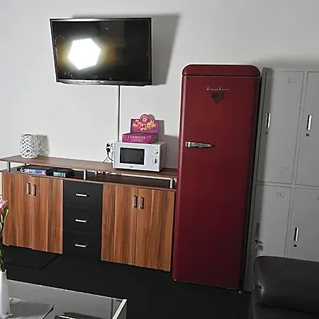 Pott - Steele Hotell 3*